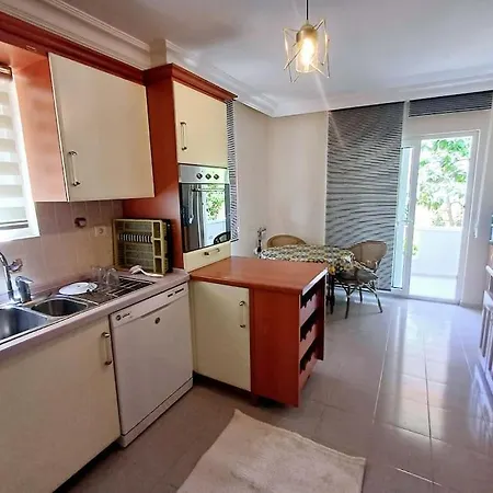 Limon Marmaris'de Oezel Havuzlu Vila Marmaris