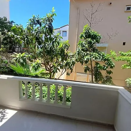 Limon Marmaris'de Oezel Havuzlu Vila